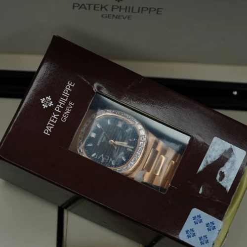 Buy Patek Philippe Nautilus 5723/1R-01