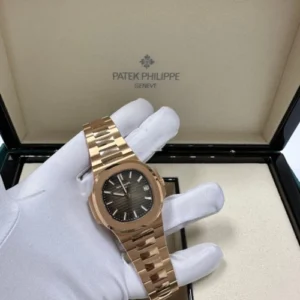 Patek Philippe 5711/1R-001 Nautilus Rose Gold Chocolate Dial