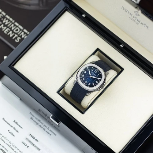 Patek Philippe Aquanaut 5168G-001 | Authentic Quality - Image 2