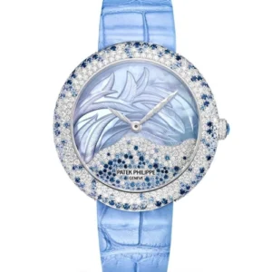 Patek Philippe Calatrava Mother of Pearl Sapphire 18k Gold Dial Watch 4899/901G-001