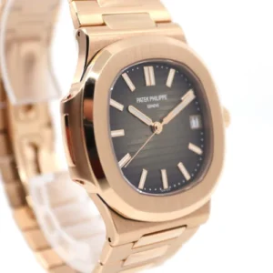 Patek Philippe NAUTILUS 5711/1R Cal. 26-330 Box & Certificate 2019 Roségold