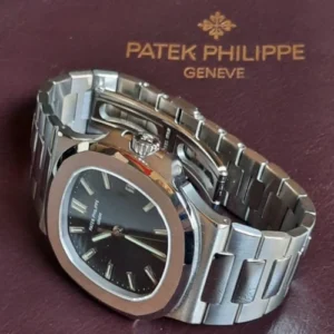 Patek Philippe Nautilus 5711 quadrante blu full set