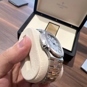 Patek Philippe Nautilus 5711/1A-011 White Dial