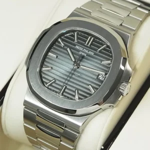 Patek Philippe Nautilus 5711/1A Blue-Black Dial 2015 Full Set & Full Serviced