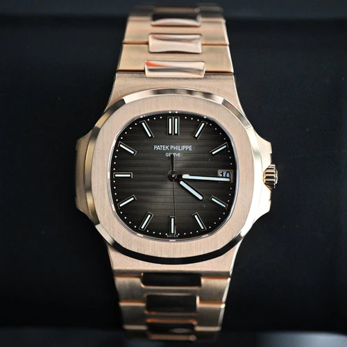 Patek Philippe Nautilus 5711/1R Rose Gold - Image 2