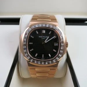 Patek Philippe Nautilus 5723/1R-010