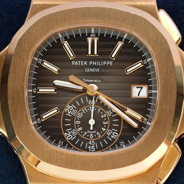 Patek Philippe Nautilus 5980/1R-001 - Image 2