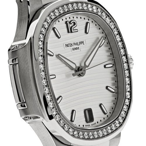 Patek Philippe Nautilus 7118/1200A-010 Ladies - Image 3